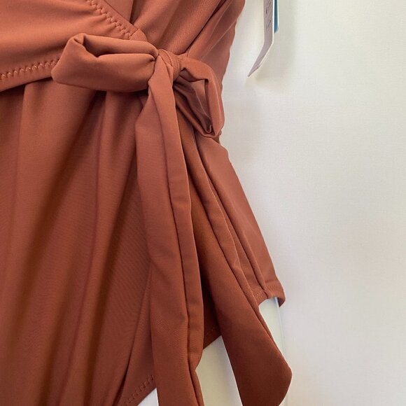 Cupshe Tawny One Piece Bathing Suit - Picture 4 of 12